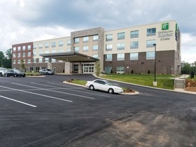 Holiday Inn Express & Suites University Research Park