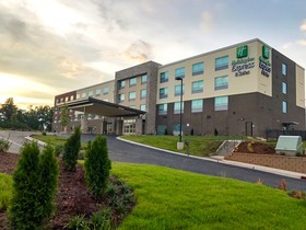 Holiday Inn Express & Suites University Research Park