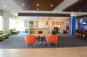Holiday Inn Express & Suites University Research Park