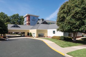 CLT Sky Suites