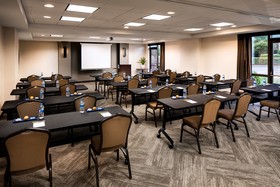 Hyatt Place Charlotte/Arrowood