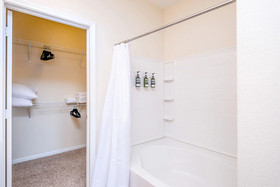 Kasa Charlotte Mallard Creek Apartments