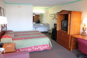 Econo Lodge Charlotte Airport Area