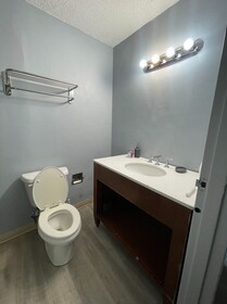 Lamplighter Inn By Oyo Charlotte Airport Area