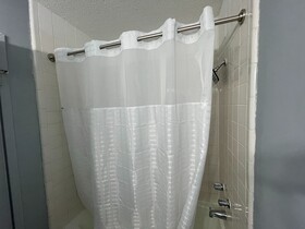 Lamplighter Inn By Oyo Charlotte Airport Area