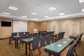La Quinta Inn & Suites by Wyndham Charlotte Airport South