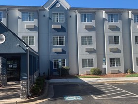 Microtel Inn & Suites by Wyndham Charlotte Airport