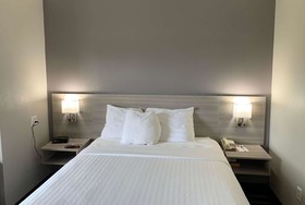 Microtel Inn & Suites by Wyndham Charlotte Airport