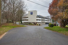 Motel 6 Charlotte Coliseum