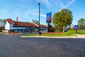 Econo Lodge Charlotte Airport