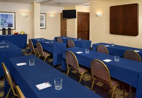 SureStay Studio by Best Western Charlotte Executive Park