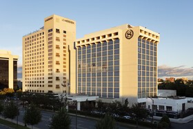 Sheraton Charlotte Hotel