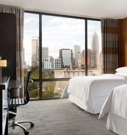 Sheraton Charlotte Hotel