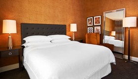 Sheraton Charlotte Hotel