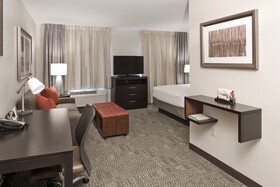 Staybridge Suites Charlotte-Ballantyne