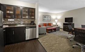 Staybridge Suites Charlotte-Ballantyne