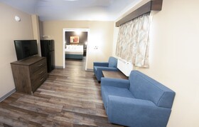 Suburban Studios Charlotte-Ballantyne