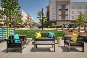 Tru by Hilton Charlotte Ayrsley