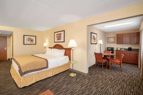 Wingate By Wyndham Charlotte Airport I-85/I-485