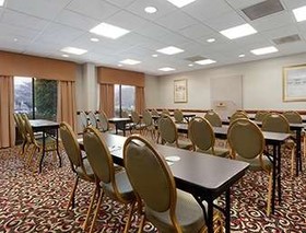 Spark by Hilton Charlotte Tyvola I-77