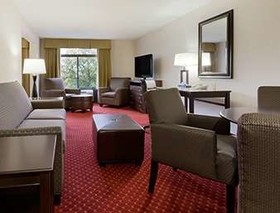 Spark by Hilton Charlotte Tyvola I-77