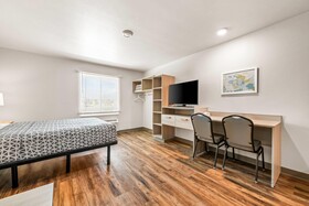WoodSpring Suites Charlotte - Arrowood