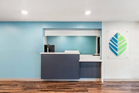 WoodSpring Suites Charlotte - Arrowood