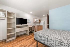 WoodSpring Suites Charlotte - Arrowood