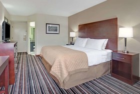 Wyndham Garden Charlotte Executive Park