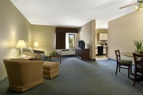 Bay Mountain Inn