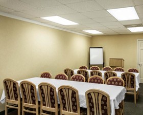 Super 8 by Wyndham Cherokee