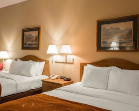 Super 8 by Wyndham Cherokee