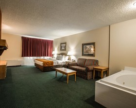 Super 8 by Wyndham Cherokee