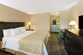 Days Inn by Wyndham Cherokee Near Casino