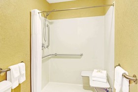 Days Inn by Wyndham Cherokee Near Casino