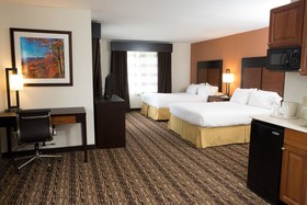 Holiday Inn Express & Suites Cherokee / Casino