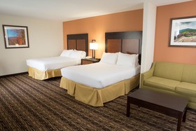 Holiday Inn Express & Suites Cherokee / Casino