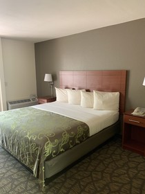 River's Edge Motel