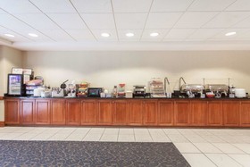 Wingate by Wyndham Charlotte Speedway/Concord