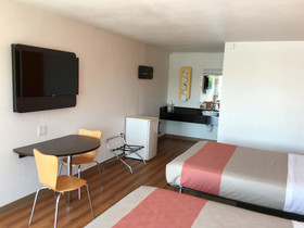 Motel 6 Connelly Springs
