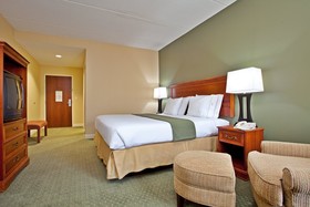 Holiday Inn Express Hotel & Suites Conover (Hickory Area)