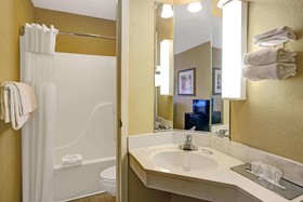 Microtel Inn & Suites by Wyndham Cornelius/Lake Norman