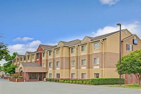 Microtel Inn & Suites by Wyndham Cornelius/Lake Norman