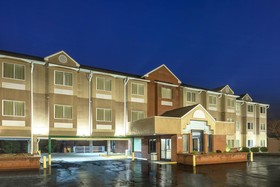 Microtel Inn & Suites by Wyndham Cornelius/Lake Norman
