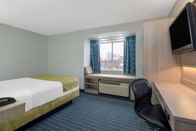 Microtel Inn & Suites by Wyndham Cornelius/Lake Norman