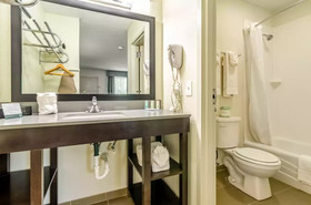Quality Inn & Suites Creedmor - Butner
