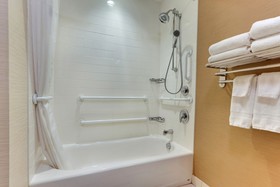 Fairfield Inn & Suites Dunn I-95