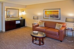 DoubleTree by Hilton Hotel Raleigh-Durham Airport at Research Triangle Park