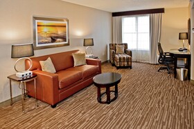 DoubleTree by Hilton Hotel Raleigh-Durham Airport at Research Triangle Park