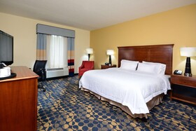 Hampton Inn & Suites Durham North I-85